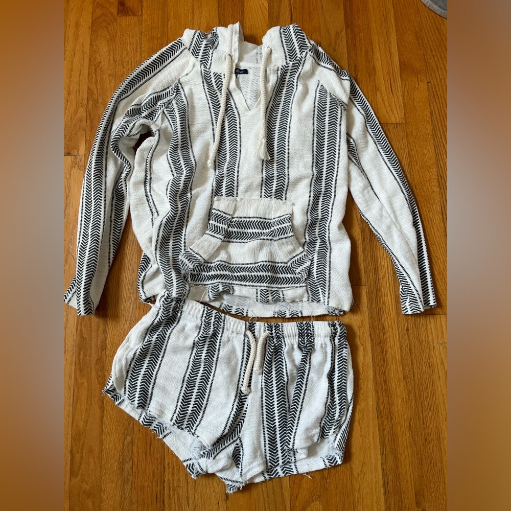 Two-Piece Set